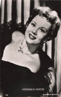 CELEBRITE - Virginia Mayo - Actrice Américaine - Warner Bros - Carte Postale Ancienne - Beroemde Vrouwen