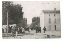 MATHA - 17 - PLACE DE LA MADELEINE ET AVENUE DE LA GARE - Matha