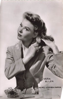 CELEBRITE - Vera-Ellen - Actrice Et Danseuse - Metro Goldwyn Mayer - Carte Postale Ancienne - Berühmt Frauen