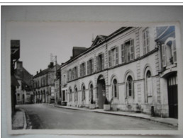 SARTHE LOUE RUE DE LA LBERATION HOTEL RICARDEAU - Loue