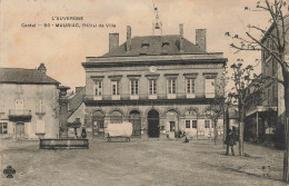 Mauriac * Place Et Hôtel De Ville * Mairie - Mauriac