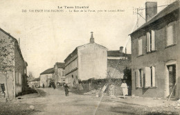 81 - Valence D'Albigeois - La Rue De La Poste, Près Le Grand Hôtel - Valence D'Albigeois