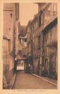 Gisors * Rue Et Le Passage Du Monarque - Gisors