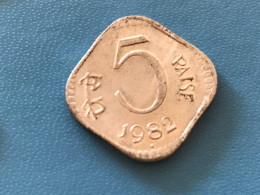 Münze Münzen Umlaufmünze Indien 5 Paise 1982 Münzzeichen Stern - Inde