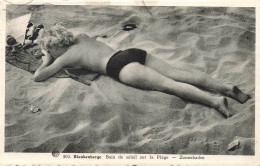 BELGIQUE - Blankenberge - Bain De Soleil Sur La Plage - Carte Postale Ancienne - Blankenberge