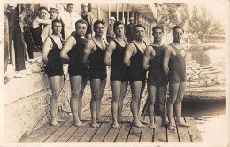 CPA 47 / CARTE PHOTO / L'EQUIPE DE WATER POLO DU SPORTING CLUB AGENAIS - Agen