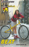 Télécarte JAPON / 110-011 - FEMME Pub BRIDGESTONE - Cyclisme Velo Bicycle Bike - GIRL SPORT CYCLING JAPAN Phonecard 203 - Personajes