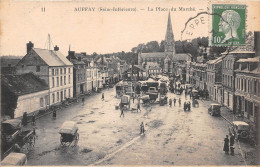 AUFFAY - La Place Du Marché - Auffay