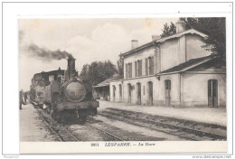 33 - LESPARRE : La Gare (train Gros Plan) - Lesparre Medoc