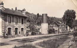 CPA - Bray Lu - La Gare Et L'Hôtel Du Chemin De Fer - Bray-et-Lû