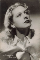 CELEBRITE -  Madeleine Robinson - Actrice - Carte Postale Ancienne - Femmes Célèbres