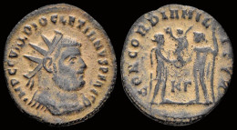 Diocletian AE Radiatus Jupiter Presents Victory On A Globe To Emperor - La Tetrarchia E Costantino I Il Grande (284 / 307)