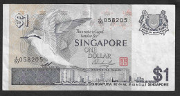Singapore - Banconota Circolata Da 1 Dollaro P-9.1 - 1976 #19 - Singapour
