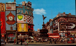 LONDON       ( ROYAUME-UNI )  PICCADILLY CIRCUS    ( PUBLICITE : BP , LONGINES . .  ) - Piccadilly Circus