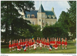 18  LA GUERCHE -   MAJORETTES  DE  L' AUBOIS - La Guerche Sur L'Aubois