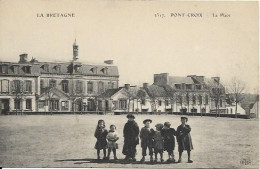 PONT CROIX, La Place - Pont-Croix