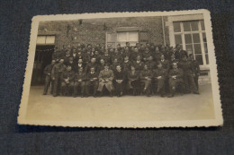 Ancienne Photo Souvenir De Prisonniers De Guerre,Bioul 14/10/1945, Original, 14,5 Cm./10 Cm. - Guerre, Militaire