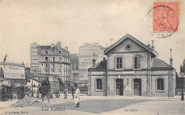 Colombes.  Les Vallées      92       La Gare      (voir Scan) - Colombes