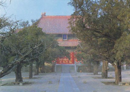 AK 186351 CHINA - Beijing - Dacheng Hall Of Confucius Temple - Chine