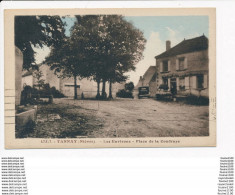 Carte De TANNAY   Place De La Coudraye ( Peu Courante )  ( Recto Verso ) - Tannay