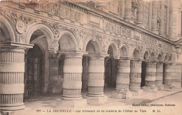 FRANCE - La Rochelle - Les Arceaux De La Galerie De L'hôtel De Ville - Carte Postale Ancienne - La Rochelle