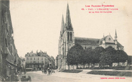 Pau * L'église Et La Rue St Jacques - Pau