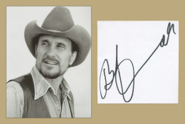 Robert Duvall - American Actor - Rare In Person Signed Card + Photo - Paris 1992 - Acteurs & Comédiens