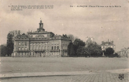 FRANCE - Alençon - Place D'Armes Vue De La Mairie - Dos Non Divisé - Carte Postale Ancienne - Alencon