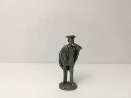 Kinder :  Berufe 1978 - Jurist - Eisen - Ohne Kennung - 40mm - Figurines En Métal