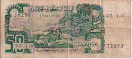 BILLETE DE ARGELIA DE 50 DINARS DEL AÑO 1977 (BANKNOTE) - Algérie