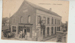 La Boissière 78  Carte Circulée Timbrée  Hotel FLEURY  Café Restaurant Entrére Animée Et Voiture - Ablis