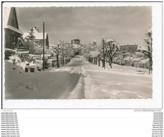 Carte De SAUGUES  Sous La Neige ( Format C.P.A )  ( Recto Verso ) - Saugues