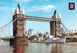 ROYAUME UNI - Angleterre - London - Tower Bridge - Bateau - Carte Postale - Tower Of London