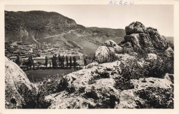 MAROC - Azrou - Le Village Berbère Et Le Djebel Bou Dra - Carte Postale - Sonstige & Ohne Zuordnung