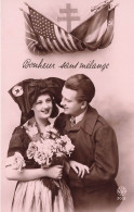 COUPLES - Bonheur Sans Mélange - Carte Postale Ancienne - Parejas