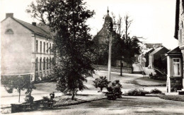 BELGIQUE - Nassogne - La Place Communale - Carte Postale Ancienne - Nassogne