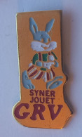 U232 Pin's Lapin Rabbit Jouet SYNER GRV Achat Immédiat - Jeux