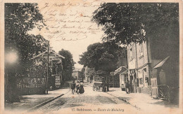 FRANCE - Le Plessis Robinson - Route De Malabry - Animé - Dos Non Divisé - Carte Postale Ancienne - Le Plessis Robinson