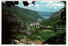 20721 Le VIADUC Autoroutier De Nantua Les Neyrolles Hauteur Maxi 90m Longueur 1860 M Archi Novarina   ( 2 Scans) - Nantua