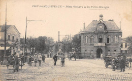 Issy Les Moulineaux   92       Place Voltaire Et Les Petits Ménages. Hôpital Temporaire    (Voir Scan) - Issy Les Moulineaux