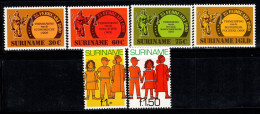 Suriname 1981 Neuf ** 100% Enfants, Emblèmes - Suriname