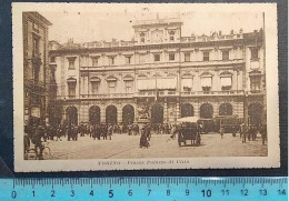 TORINO : 1919 _  PIAZZA  PALAZZO  Di  CITTA'  - CARTOLINA  ANIMATISSIMA ,  VIAGGIATA  Per  MESTRE. - Places & Squares