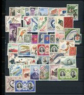 MONACO - PETIT LOT DE 50 TIMBRES ** Neuf SANS Charnière - Collections, Lots & Séries