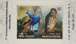 PEACOCK - KESTREL - INDIA-MAURITIUS JOINT ISSUE - Pauwen