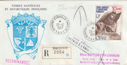 Lettre Recommadée Poste Aérienne Nr 48  (OTARIE) Dumont D'Urville,adressée MONTE-CARLO 1977. Deux Photos - Antarctische Fauna