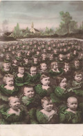 FANTAISIE - Bébés - Plantation De Choux Et De Bébés - Bébés Naissant Dans Les Choux - Carte Postale Ancienne - Bebes