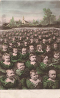 FANTAISIE - Bébés - Plantation De Choux Et De Bébés - Bébés Naissant Dans Les Choux - Carte Postale Ancienne - Babies