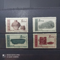 Chine* 1954 - Yvert. 1019 à 1022 (legere Traces De Charnieres) - Unused Stamps