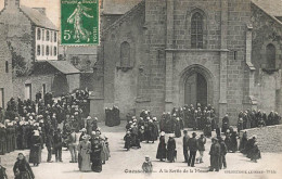 Ouessant * à La Sortie De La Messe * Coiffe Costume Finistère * éditeur E. Le Bihan - Ouessant