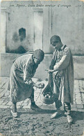 Pays Div-ref DD779- Algerie -jeune Arabe Vendeur D Oranges  -/ A Circulé-non Daté- - Profesiones